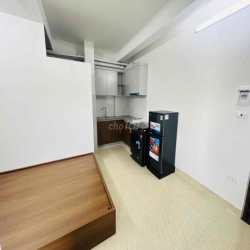 Cho thuê Studio Cầu Giấy 28 m2 Thang máy PCCC