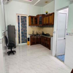 Nhà 3 phòng ngủ hẻm 47 Trường Lưu, Q.9