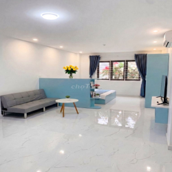 Cho thuê căn hộ 40m2 sang trọng tại 189 Hoàng Hoa Thám, giá siêu rẻ
