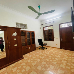 TÔI CHÍNH CHỦ CHO THUÊ NHÀ 401 NGUYỄN KHANG 50M 4 TẦNG ĐỦ ĐỒ 