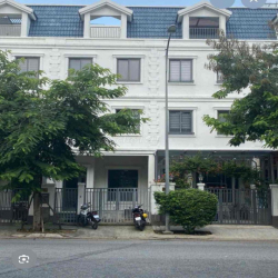 Giá Rẻ Nhất Nguyên Căn Nhà Phố Thô Lakeview City 1 Trệt 3 Lầu 15 Triêu