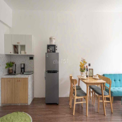 cho thuê căn hộ studio ban công ngay khu k300 - gần ga t3 mới
