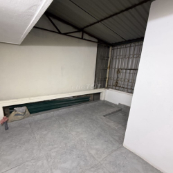 Cho thuê nhà 4 tầng ngõ phố Lê Gia Định DTSD 72m2
