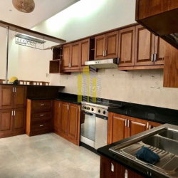 Biệt thự Thảo Điền có Hồ Bơi- Gần trường BIS giá thuê 3500usd gồm thuế
