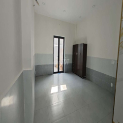 Mặt bằng KD tầng trệt, DT 100m2, hẻm 160 đường Huỳnh Thị Hai. Quận 12