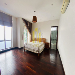 Biệt thự Thảo Điền có Hồ Bơi- Gần trường BIS giá thuê 3500usd gồm thuế