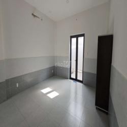 Mặt bằng KD tầng trệt, DT 100m2, hẻm 160 đường Huỳnh Thị Hai. Quận 12