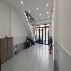 Mặt bằng KD tầng trệt, DT 100m2, hẻm 160 đường Huỳnh Thị Hai. Quận 12