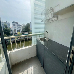 Cho Thuê Phòng Ban Công Full Nội Thất Đường Trường Sa, Quận 3