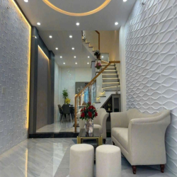 Nhà Đẹp Full Nội Thất 1/ Nguyễn Oanh P17;(3x15m)3 Lầu;4pn5wc;Giá 18tr