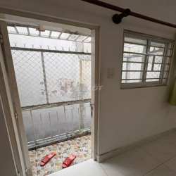 [Chính chủ] Phòng cho thuê - 4.5tr, có toilet, ban công, sân thượng...