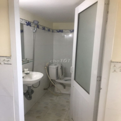 Cho thuê nguyên tầng căn đẹp gần nhà ga T3 Cộng Hoa
