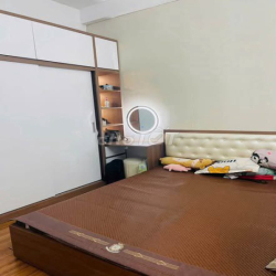 cho thuê căn hộ 2pn Hồng Hà Eco City giá chỉ 4+