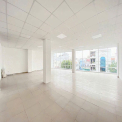 Văn phòng Quận 10, 220m2 giá 69 triệu tòa nhà VP đường 3/2