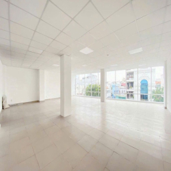 Văn phòng Quận 10, 220m2 giá 69 triệu tòa nhà VP đường 3/2