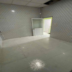 Cho thuê nhà đường Âu Cơ gần ngã Tư Lạc Long Quân - Âu Cơ- 4PN - 3Wc