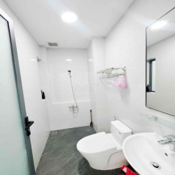 Cho thuê Tầng trệt và Lầu 1  Nhất Chi Mai, Tân Bình - Hẻm thông Xe Hơi