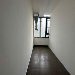CĂN HỘ 2 PHÒNG NGỦ CÓ THANG MÁY
