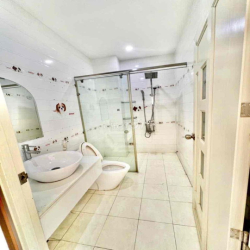 🍀Nhà cho thuê Mới Nguyên Căn. Hẻm Đg Mã Lò .P BTĐ. BTân