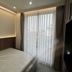 nhà full nội thất CAO CẤP víp 4 x 17 có 5pn 5wc sân thượng