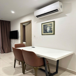 Cho thuê căn hộ 2PN2WC Vinhomes Grand Park full nội thất view hồ bơi