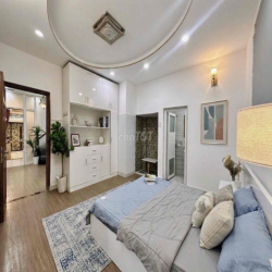 NHÀ NGUYÊN CĂN NGAY LÊ VĂN SỸ CỰC RỘNG ~ 50m2