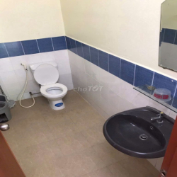 Nhà 4 tầng, 4m x 17m, 4PN,3WC, Mặt tiền đuờng 74, khu Bình Phú2