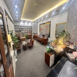 Cho thuê văn phòng tại Royal City