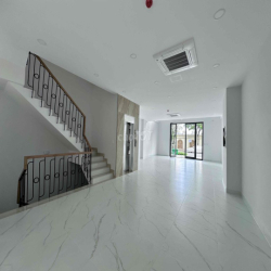 Shophouse Đường 41 Vạn Phúc City: 7x20m hoàn thiện mới 100% giá 80tr