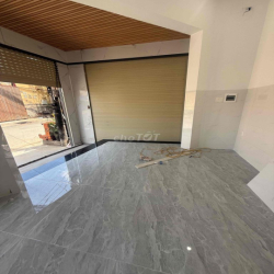 Mặt Bằng Kinh Doanh - Phước Long - Q9 • DT : 5 X 10 = 50,0M2