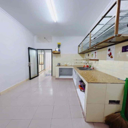 NGUYÊN CĂN Q.1 SÁT BÙI VIỆN – 120M² GIÁ 14TR