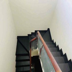 NHÀ PHỐ TX22. TRỆT 3 LẦU 4PN 5WC. PHÒNG THỜ. SÂN THƯỢNG