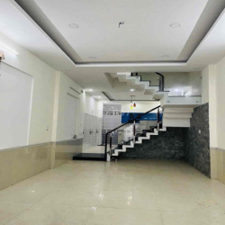 NHÀ PHỐ TX22. TRỆT 3 LẦU 4PN 5WC. PHÒNG THỜ. SÂN THƯỢNG