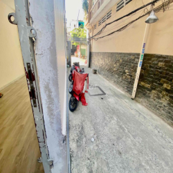 mặt  bằng lầu 5 lối đi riêng