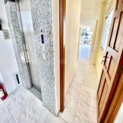 mặt  bằng lầu 5 lối đi riêng