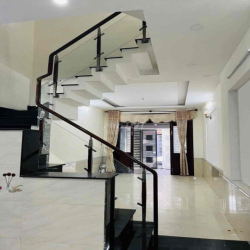 NHÀ PHỐ TX22. TRỆT 3 LẦU 4PN 5WC. PHÒNG THỜ. SÂN THƯỢNG