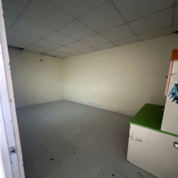 Cho thuê hẻm xe tải khu Phú Thọ Hòa: 4 x 17 M : có điện 3 pha.