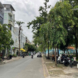 Nhà Phố HimLam 3 Lầu giá rẻ