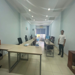 Cho thuê văn phòng Phú Nhuận 60m2 - giá 9.6 triệu/tháng