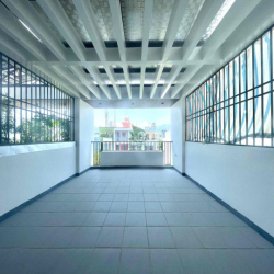 CHO THUÊ NHÀ NGUYÊN CĂN 4 TẦNG CÓ THANG MÁY NAM NHA TRANG GIÁ 25 TRIỆU