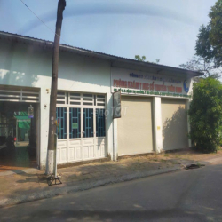 Cho thuê nhà ngang 8 m kế chợ An Thới tiện văn phòng 12 triệu