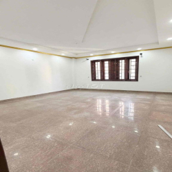 Cho thuê biệt thự khu Tên Lửa DT 12x20 xd 1 trệt 1 lầu ,4pn . Giá 45tr