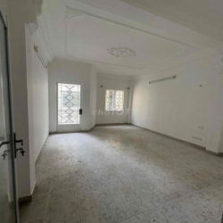 Cho thuê nhà nguyên căn mặt tiền Khánh Hội quận 4
