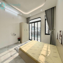 CĂN HỘ CAO CẤP FULL NỘI THẤT BAN CÔNG MỚI 100% NGAY GẦN NGÃ TƯ 4 XÃ