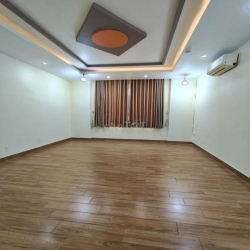 Biệt thự DT 7x20m Phú Thuận, 5PN 5WC