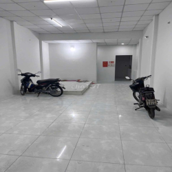 nhà mặt tiền đường lớn 4x 20.k.doanh