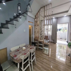 Cho thuê nhà Mega Village Khang Điền, 3 phòng ngủ, nội thất đầy đủ
