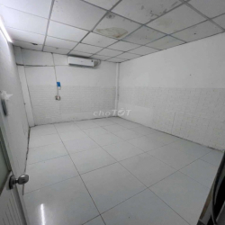 nhà mặt tiền đường lớn 4x 20.k.doanh