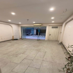 Cho thuê nhà Trung Kính, Diện tích 70m2 x 5 tầng mặt tiền 5m, đường 8m