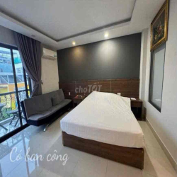 căn hộ studio có ban công trung tâm thành phố (apartment in center)